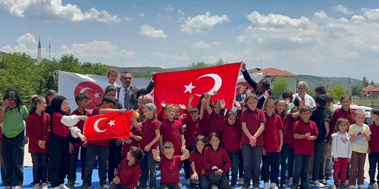 Seyitömer Ortaokulu’nda Bahar Şenliği coşkusu