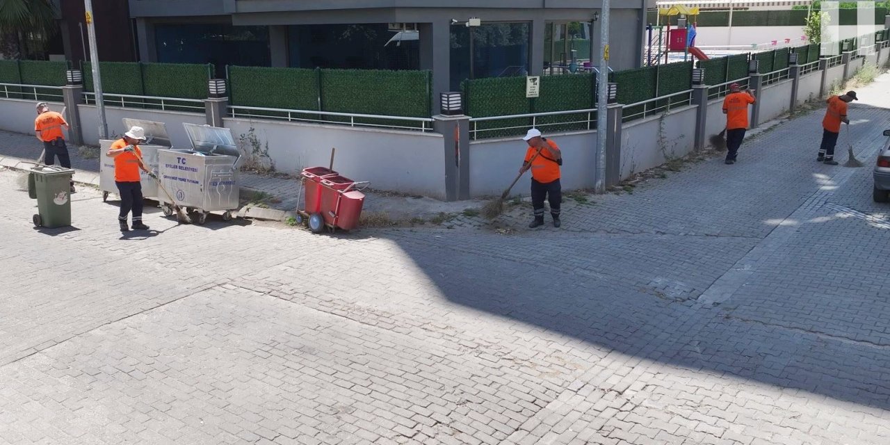 Efeler Belediyesi Temizlik İşleri Müdürlüğü çalışmalarını sürdürüyor