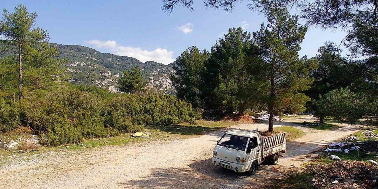 Kaçak hafriyatçılara fotokapan ve dronlu denetim