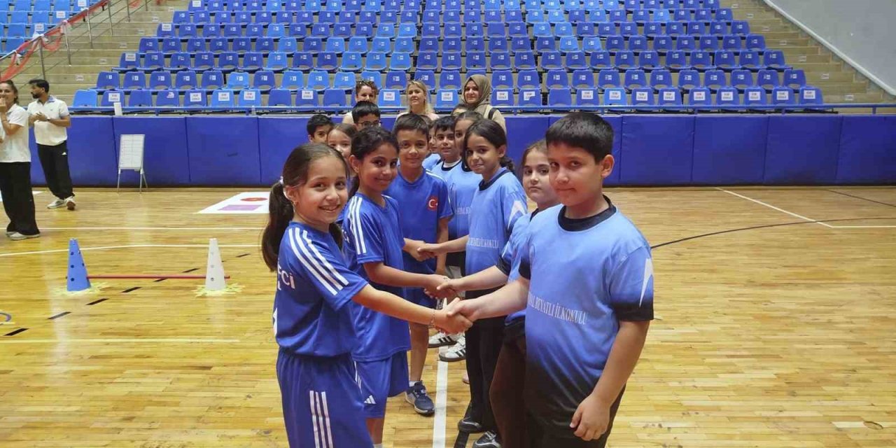 Aydın’da Geleneksel Çocuk Oyunları Şenliği gerçekleştirildi