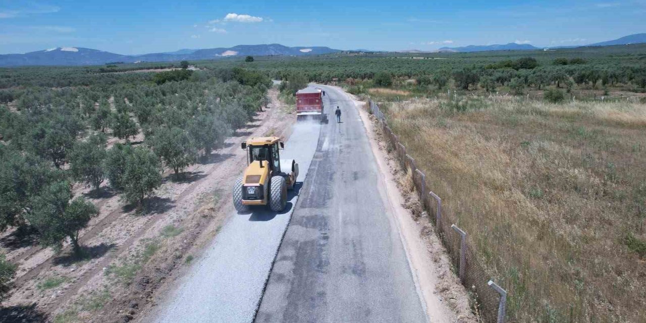 Manisa’da yollar yenileniyor