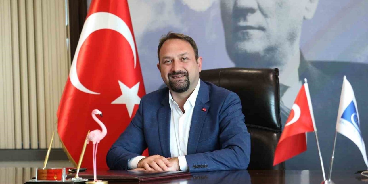 CHP İzmir İl Başkanı Utku Gümrükçü oldu