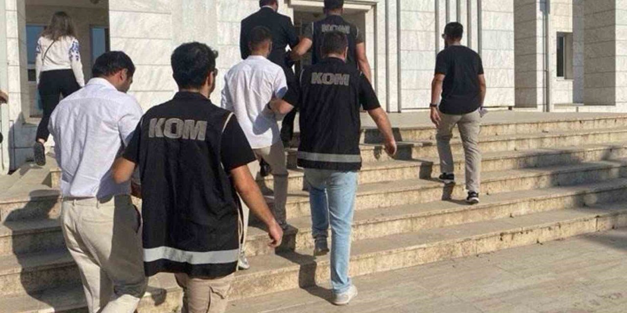 Milas’ta ruhsatsız tabanca, tüfek operasyonu