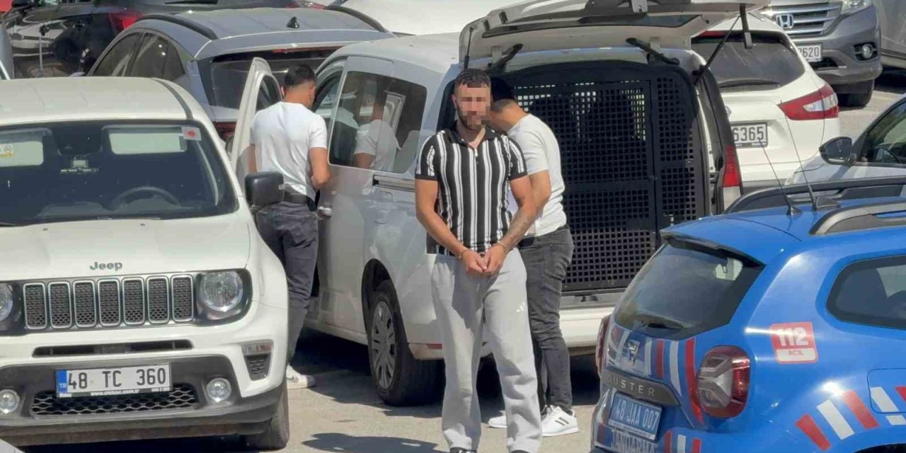 Bodrum’da sokak ortasında rastgele ateş açan şahıs tutuklandı