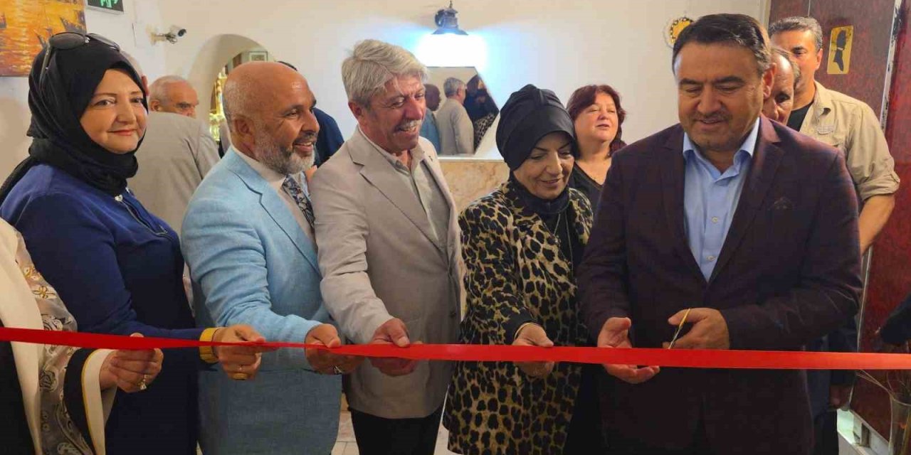 Tarihi Küçük Hamam sanatla yeniden hayat buldu