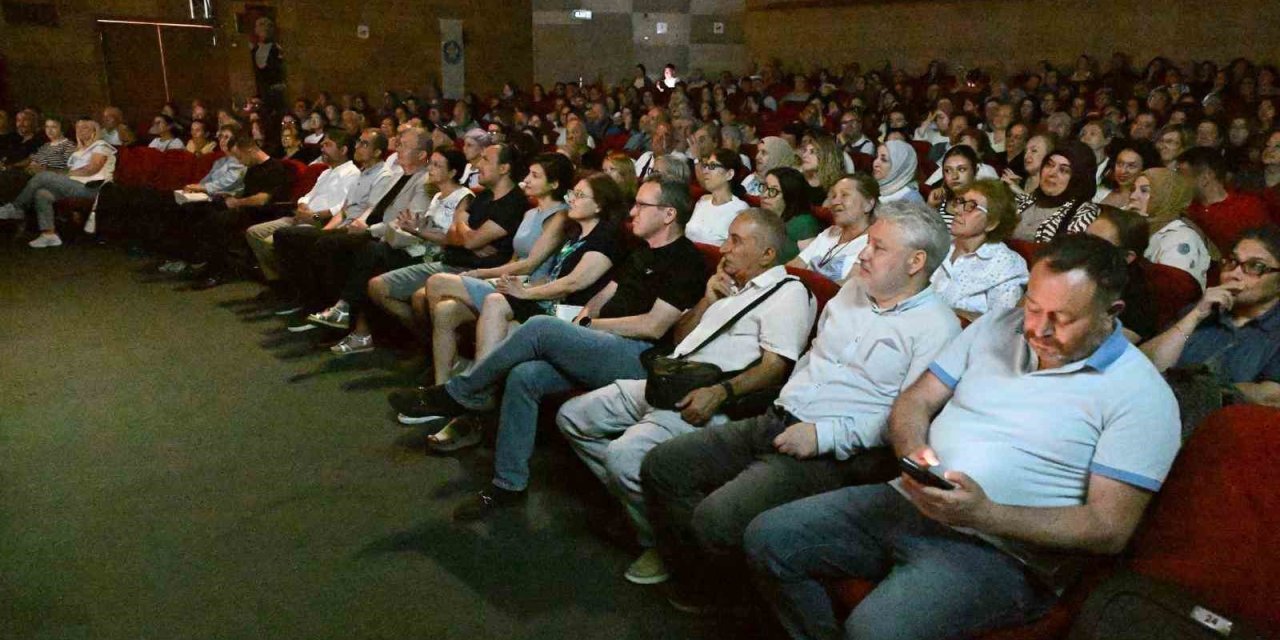 Manisa, hemşehrisi İlhan Şeşen’i unutmadı