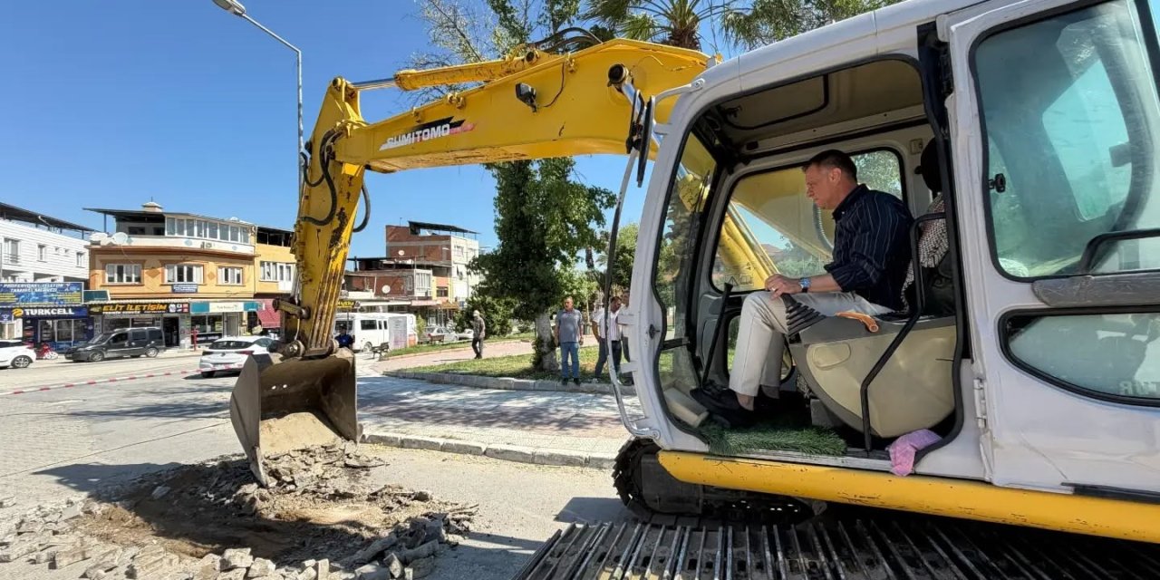 Yenipazar yollarında sıcak asfalt çalışması başladı