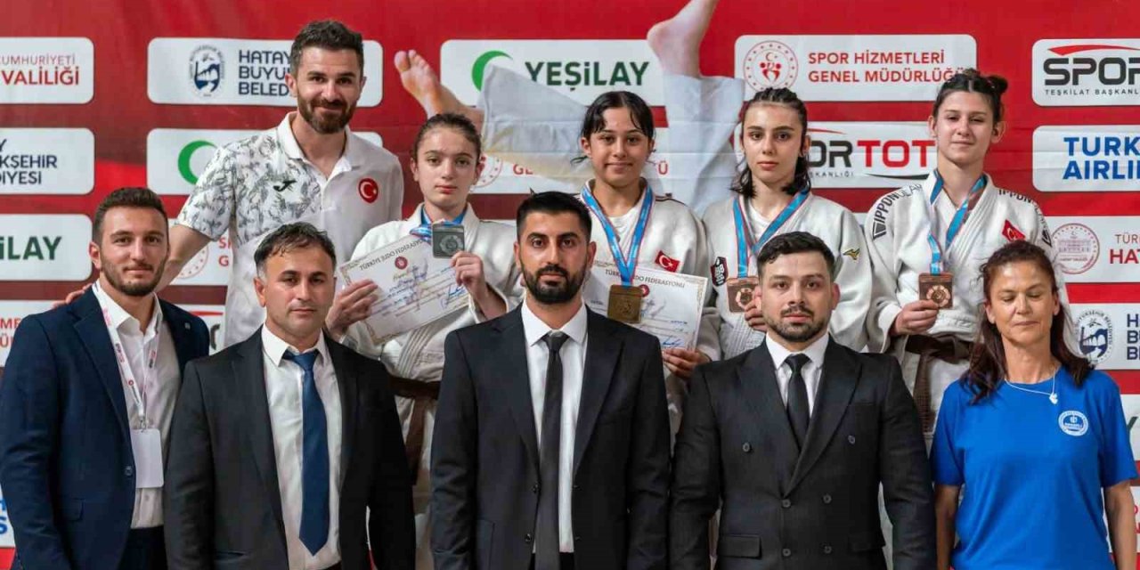 Yunusemreli judoculardan Hatay’da büyük başarı