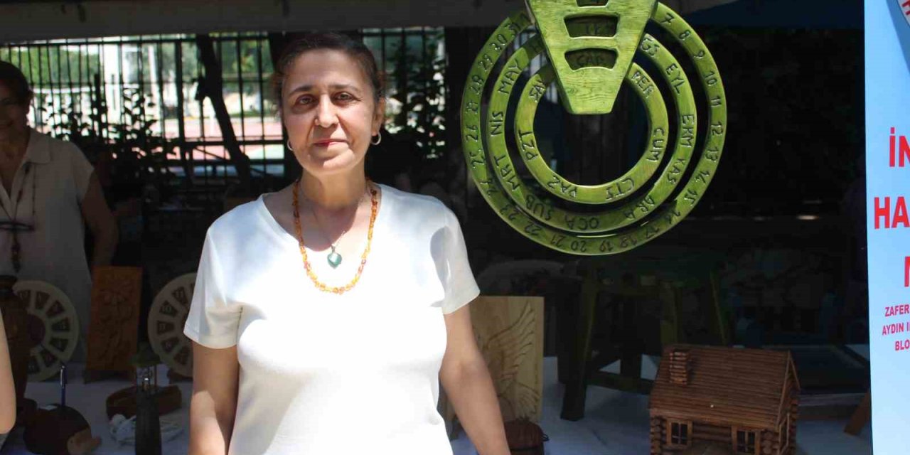 Maya takvimini andıran ahşap eser ilgi odağı oldu