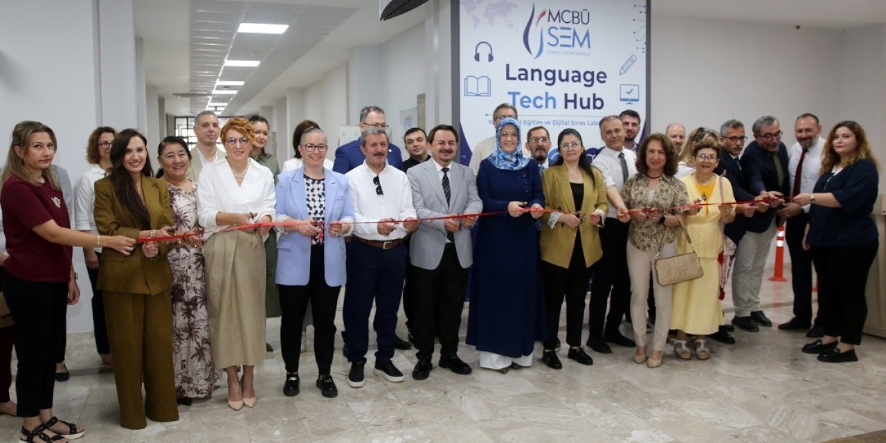 MCBÜ Yabancı Dil ve Dijital Sınav Merkezi açıldı