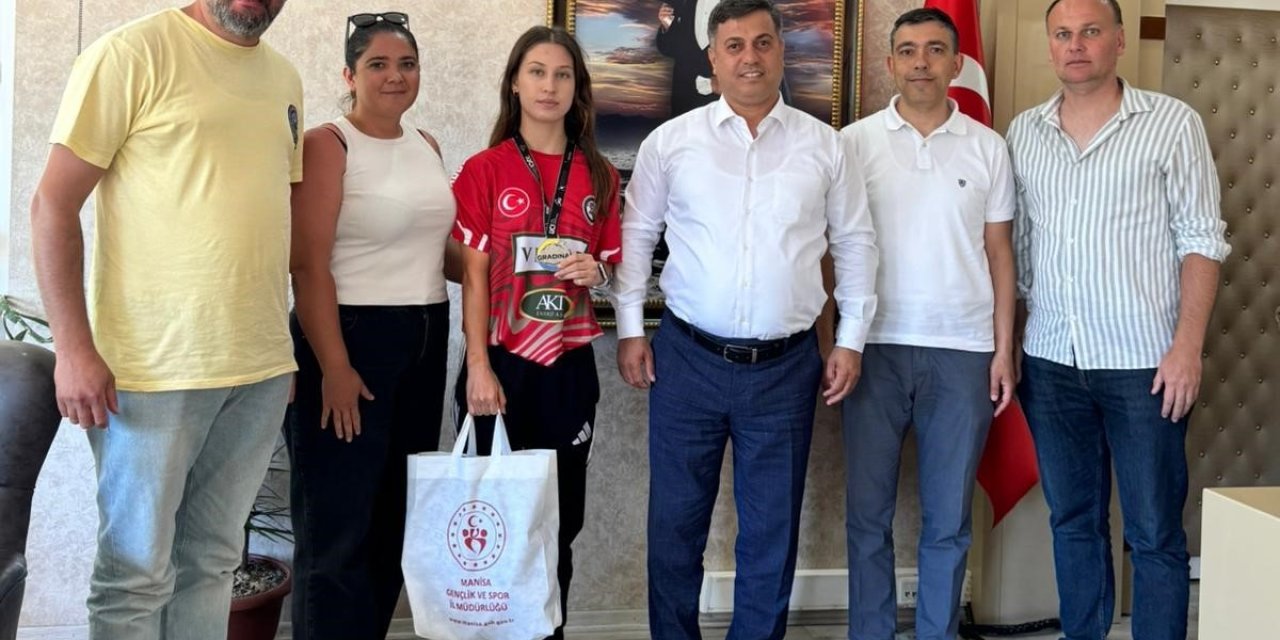 Balkan ikincisi milli sporcu Manisa’da da ödüllendirildi