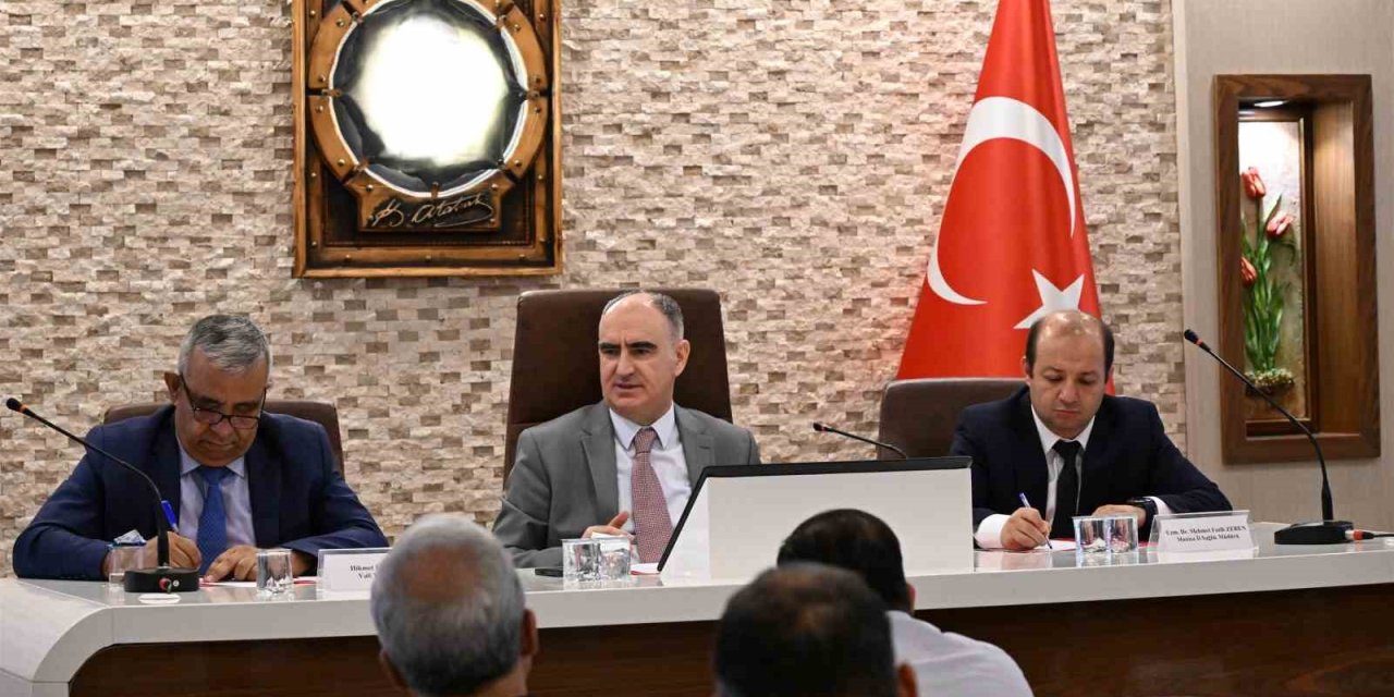 Manisa’da bağımlılıkla mücadelede ’Önleyici’ adımlar masaya yatırıldı
