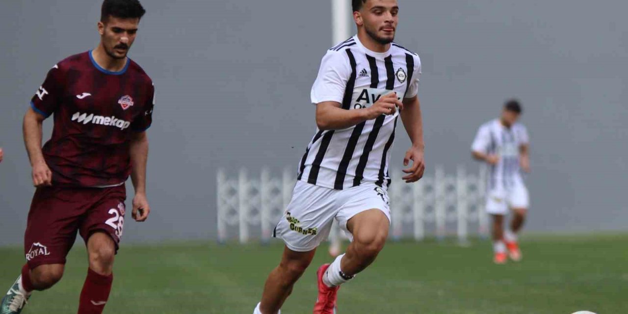 Altay’da Emre Tangeldi, sözleşmesini feshetti
