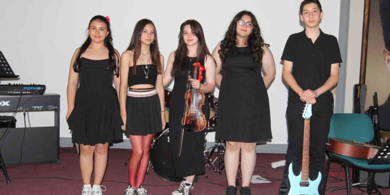 Menteşe Anadolu Lisesi’nde müzik rüzgarı