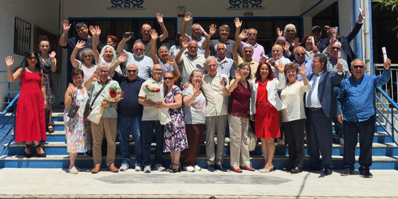 Nazilli 50. Yıl Ticaret Lisesi mezunları 50 yıl sonra aynı çatı altında buluştu