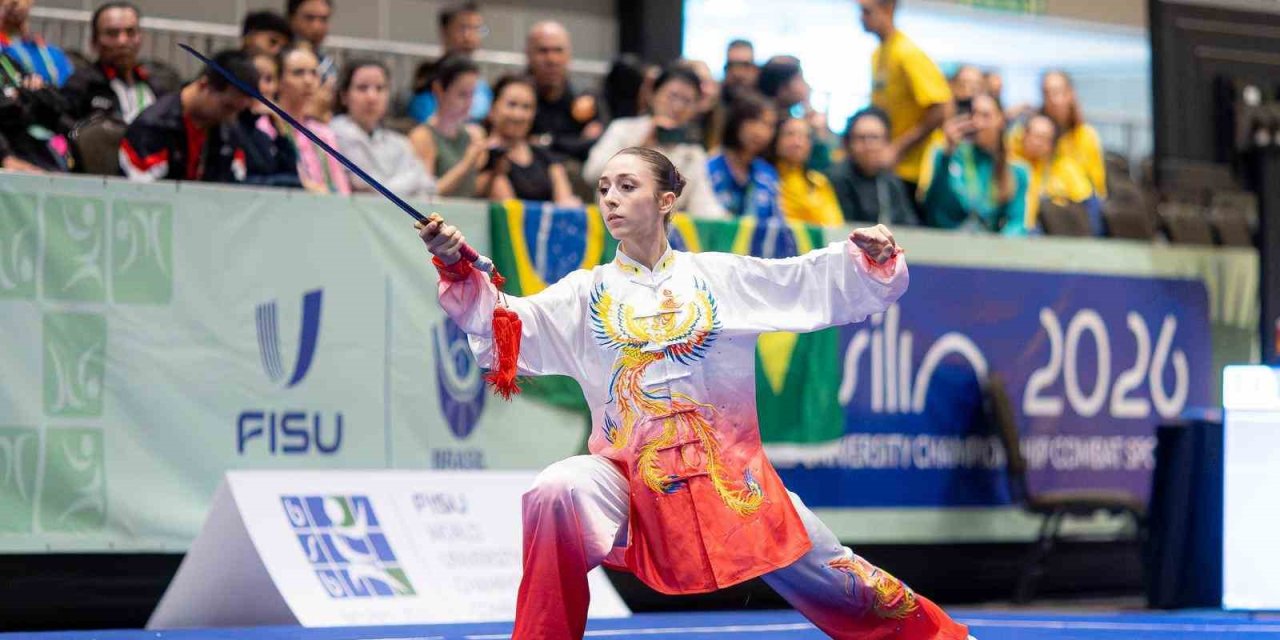 Egeli sporcu Liyne Nisa Akgül’den çifte dünya ikinciliği