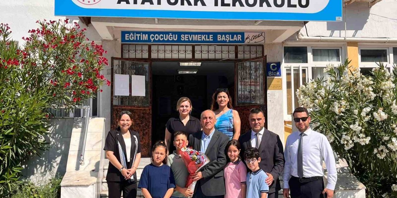 Yatağan’daki okullarda karne heyecanı yaşandı