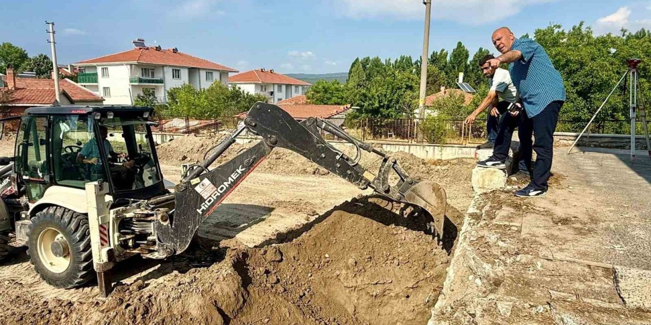 Hisarcık’ta Halk Ekmek Fabrikası için ilk kazma vuruldu