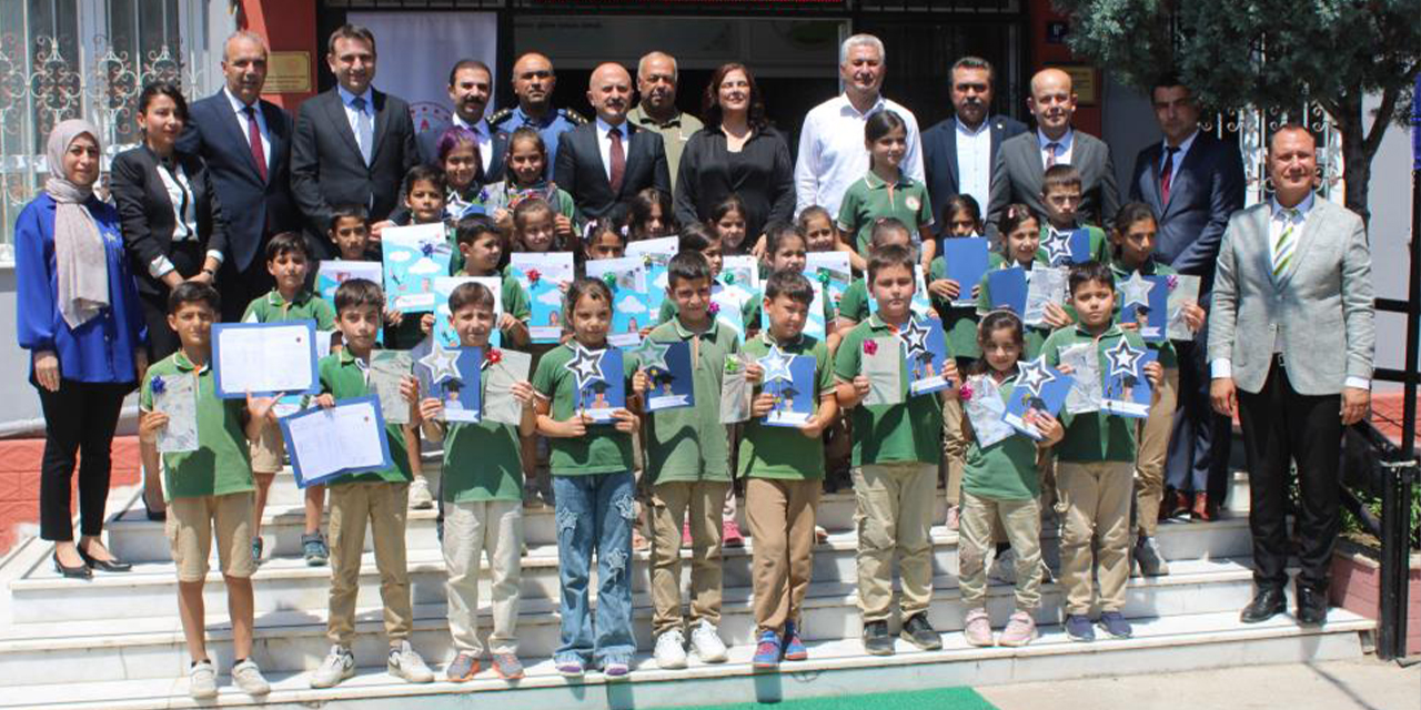 Aydın’da 190 bin 553 öğrenci karne heyecanı yaşadı