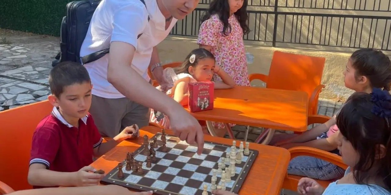 Muğla’da gönüllü gençlerden örnek farkındalık çalışması
