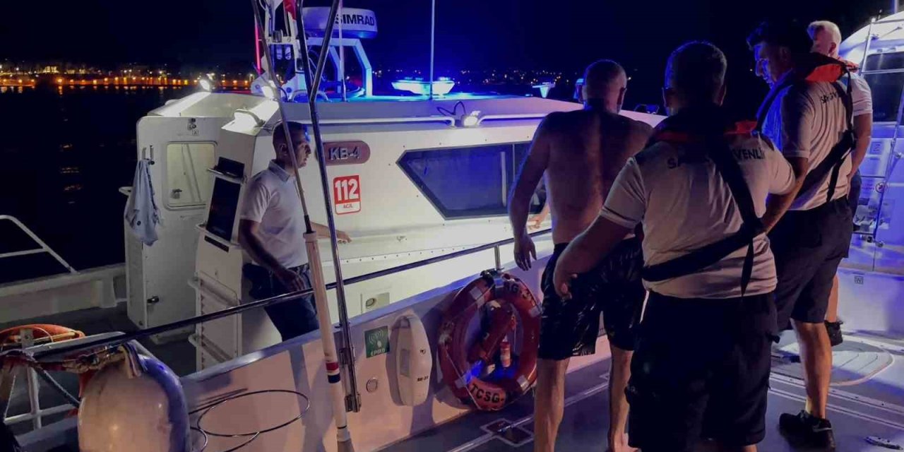Didim açıklarında alabora olan teknedeki 2 kişi kurtarıldı