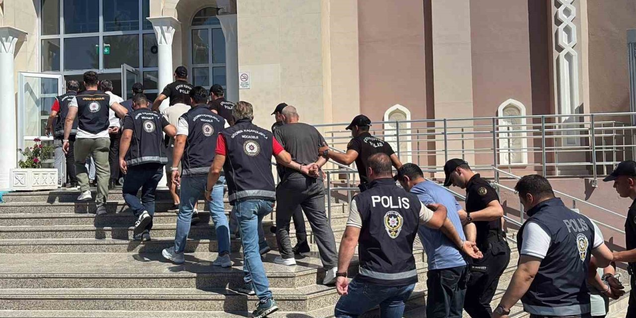 Fethiye merkezli göçmen kaçakçılığı operasyonunda 18 şüpheli adliyeye sevk edildi
