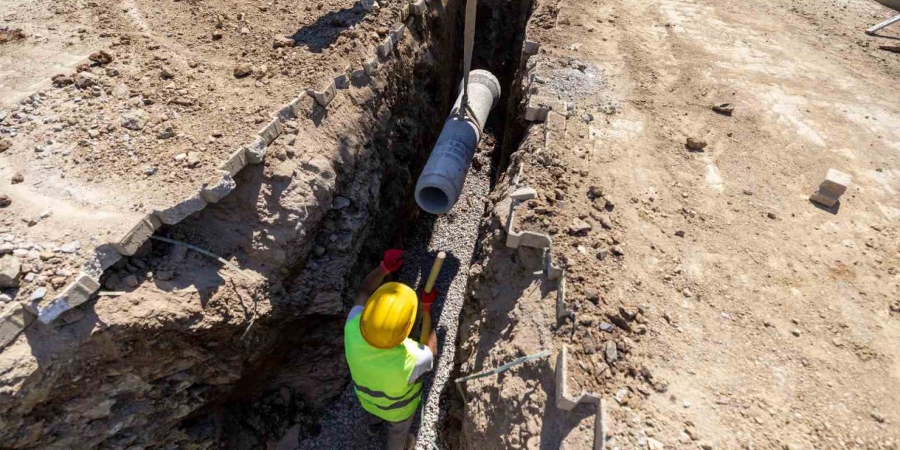 İzmir Büyükşehir’den Seferihisar’ın altyapısına 140 milyon liralık yatırım