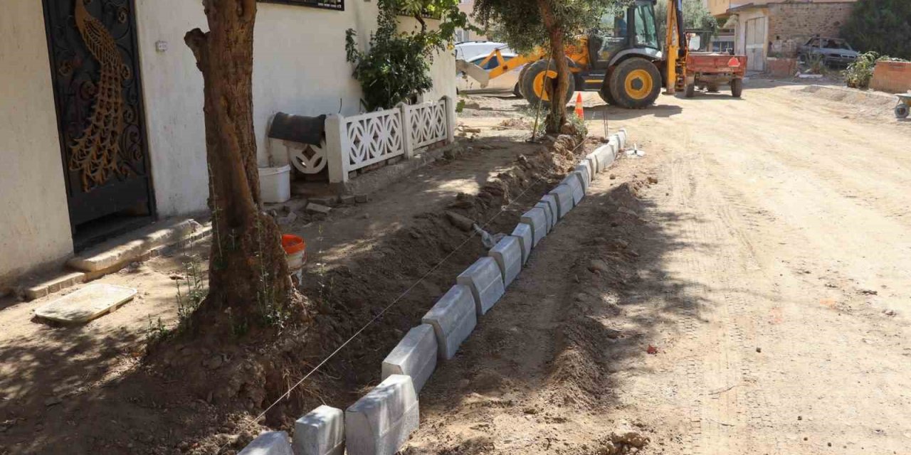 Nazilli Dumlupınar’da yol çalışması