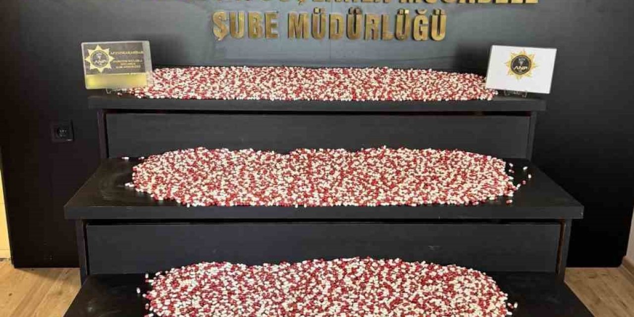 Kargo ile uyuşturucu sevkiyatına polis ‘dur’ dedi
