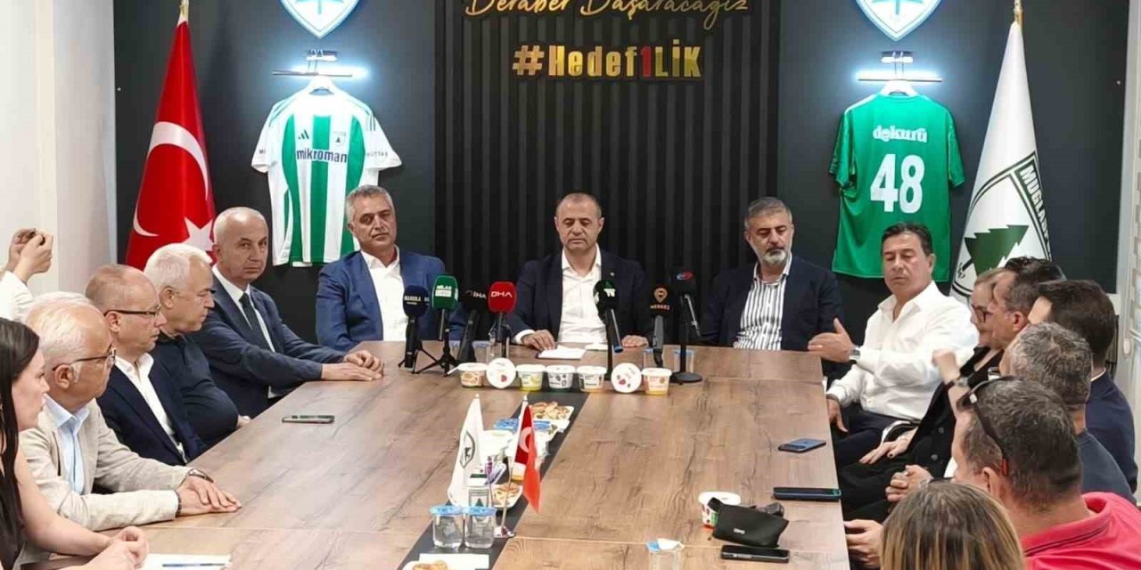 Muğlaspor’da sponsorluk imzaları atıldı