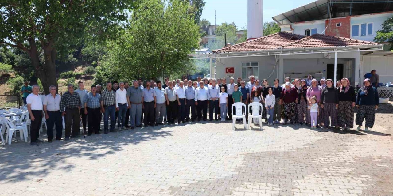 Başkan Tetik, mahalle sakinleri ile bir araya geldi