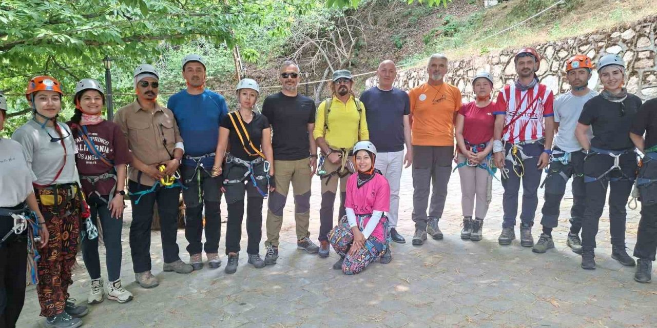 Babadağ Karaçöplen Yaylasında geleceğin dağcılık liderleri yetişiyor