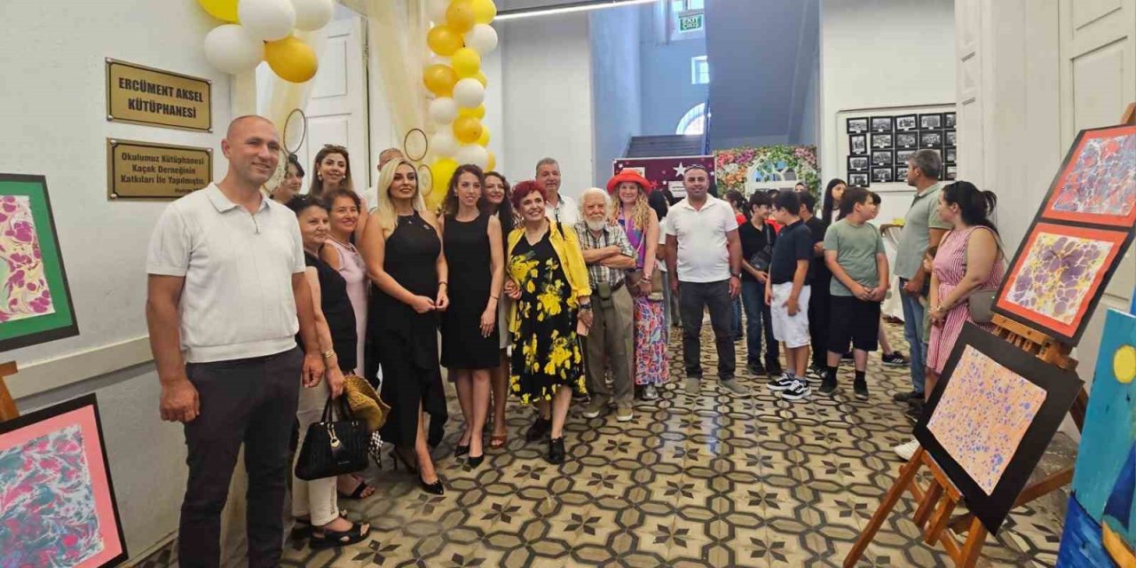 İzmir’in tarihi okuluna hayırsever ve gönüllü desteğiyle modern kütüphane