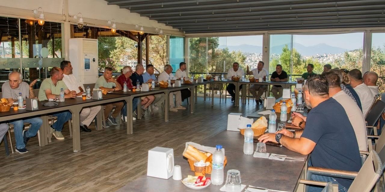 Kuşadası’nda mahallelerin ihtiyaçları masaya yatırıldı