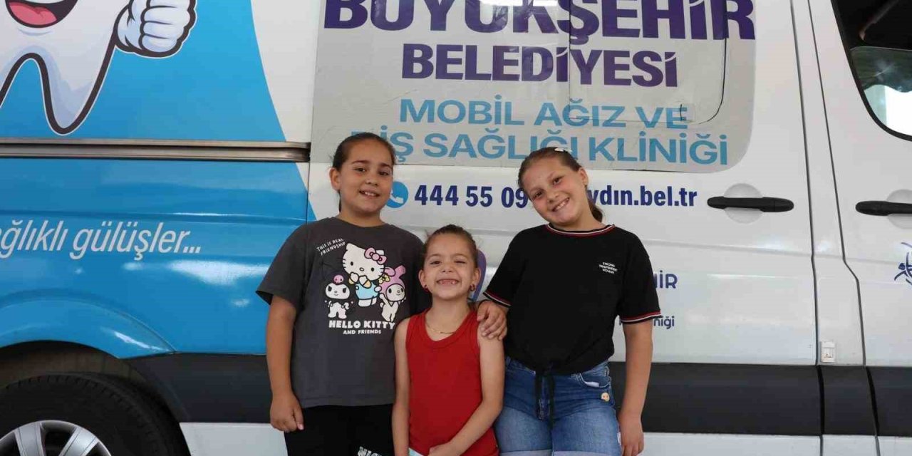 Mobil ağız ve diş sağlığı klinikleri 5 ilçede vatandaşlarla buluştu