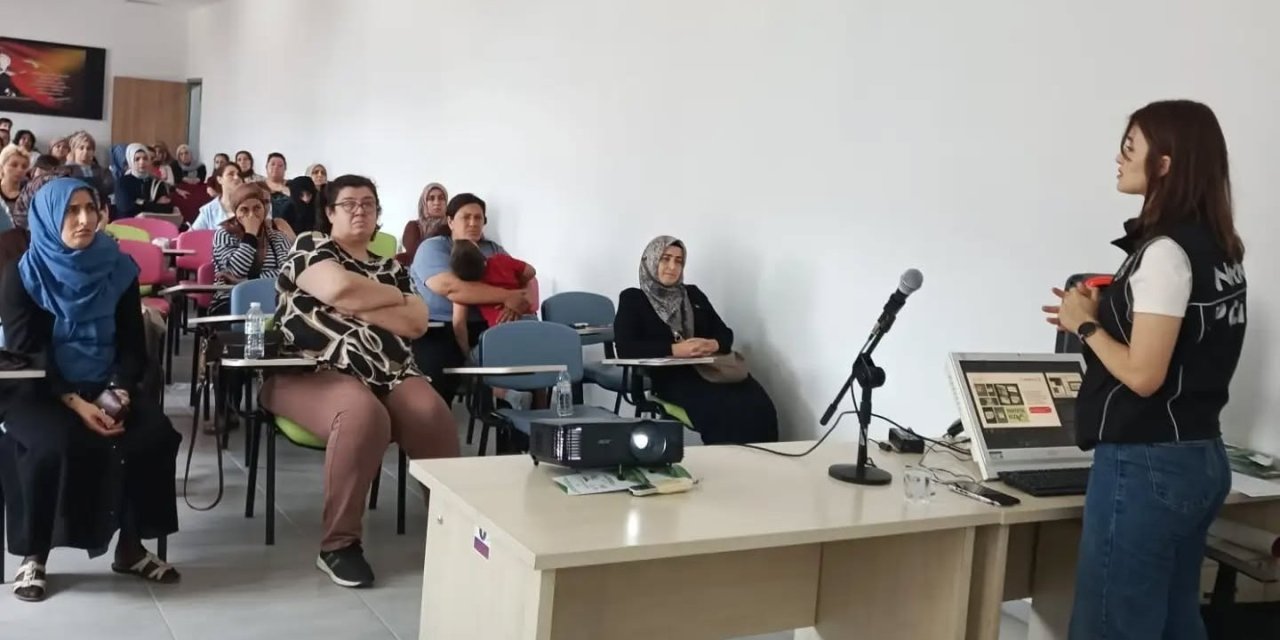 Nazilli’de kadın sağlığı, narkotik ve mahremiyet konularında eğitim verildi