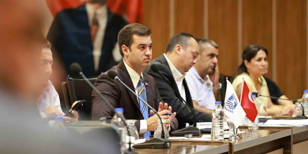 Başkan Mandalinci muhtarlarla bir araya geldi