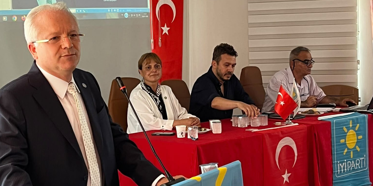 İYİ Parti'nin "Sahadan Sandığa" eğitim programı Aydın'da gerçekleştirildi