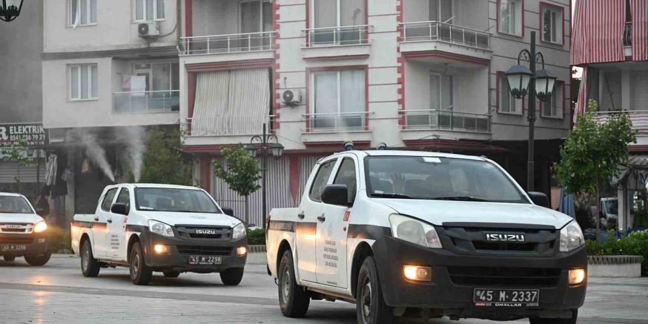 Manisa Büyükşehir’den Sarıgöl genelinde ilaçlama çalışması