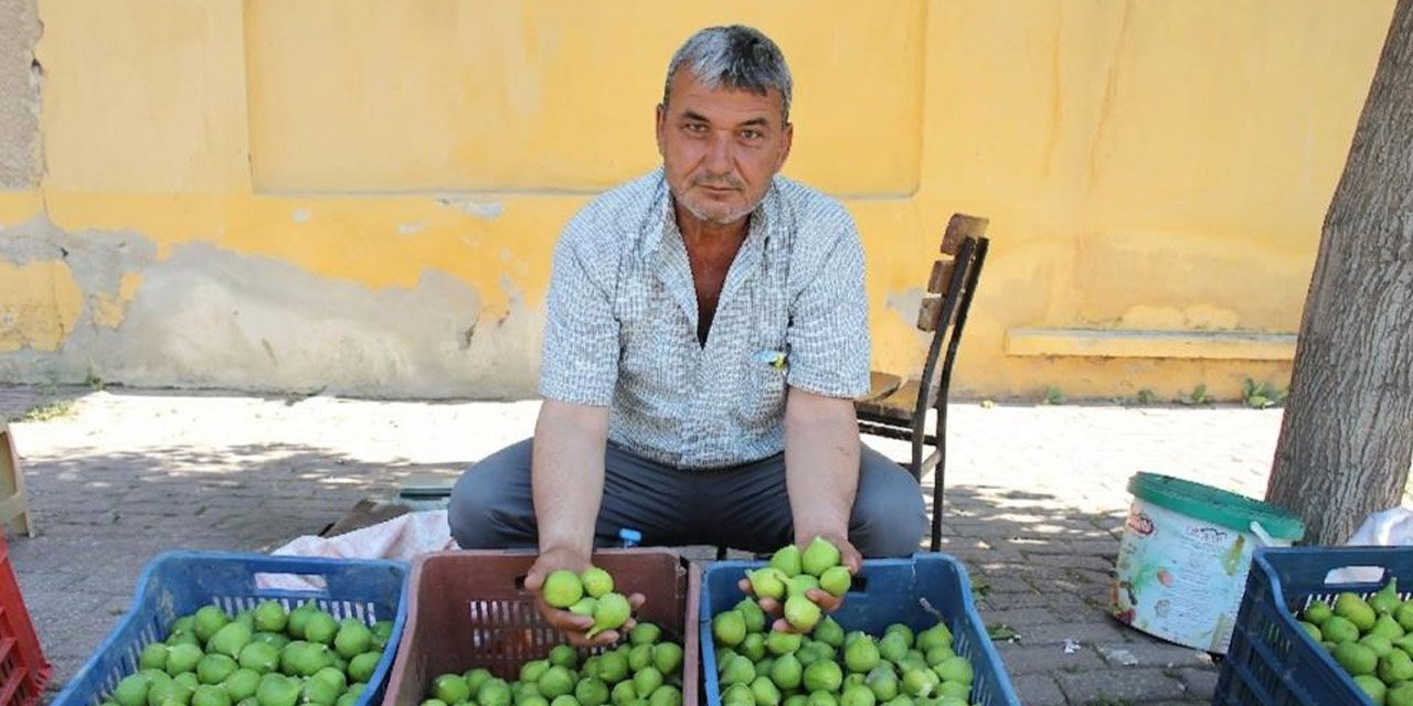 53 yaşındaki pazarcıdan gençlere çalışma çağrısı: "Kalıcı olan emektir"