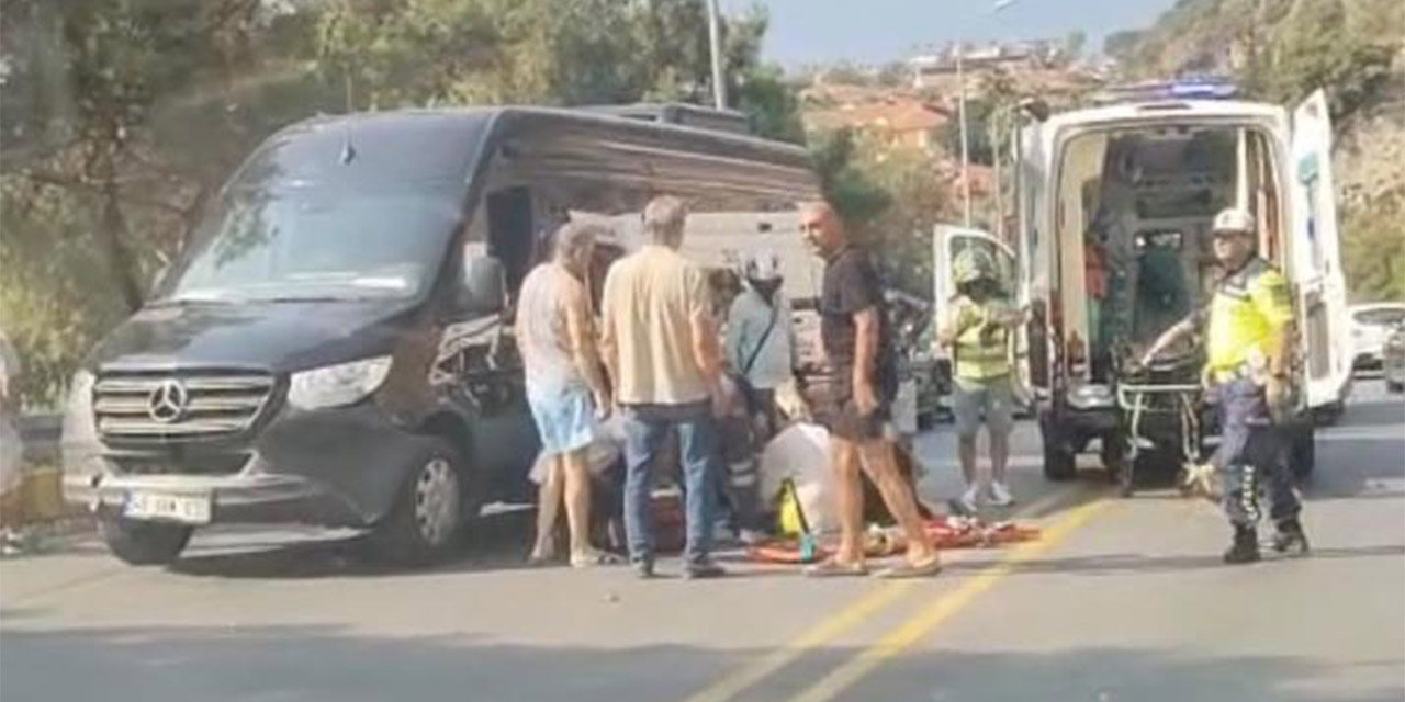 Zincirleme kazada yola  savrulan genç hayatını kaybetti