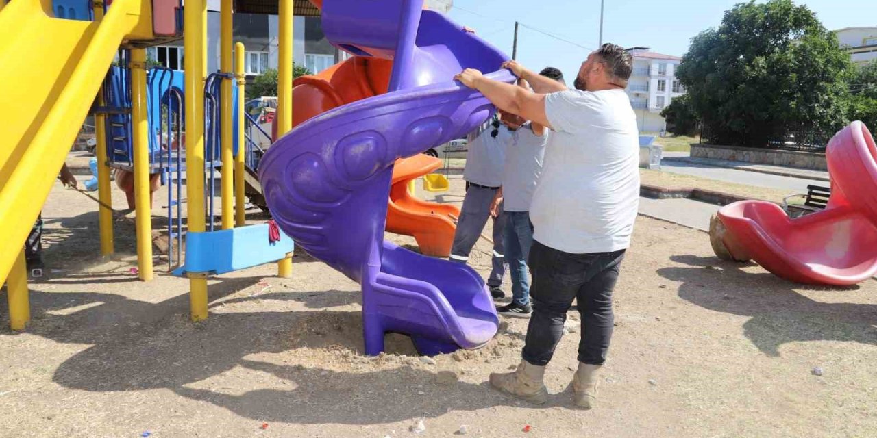 Nazilli’de oyun parkları bakıma alındı