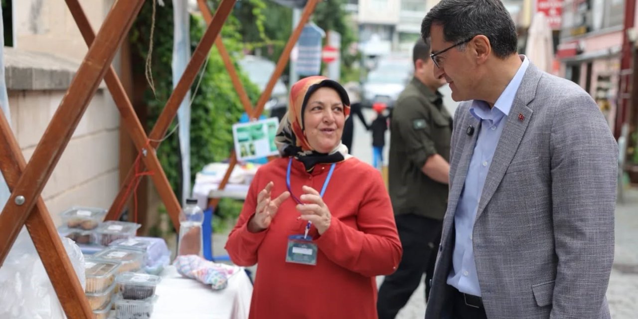 Kütahya’da Yöresel Lezzetler ve El Sanatları ilgi görüyor