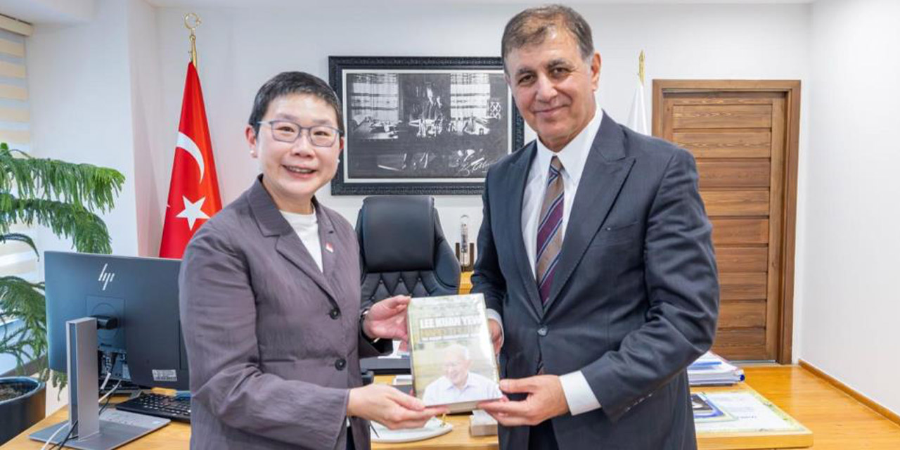 Başkan Tugay'dan Singapur'a İEF ve EXPO 2027 daveti