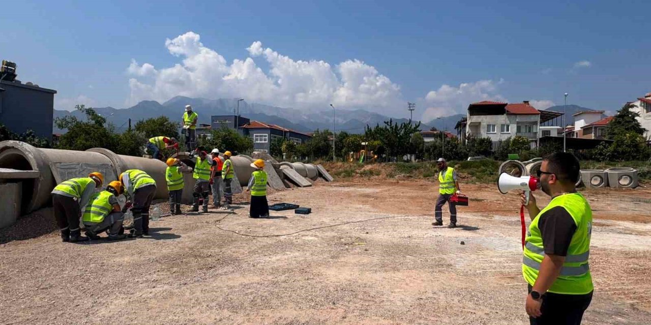 Merkezefendi Enkazda Arama Kurtarma Eğitim Alanında afetlere hazırlık sürüyor