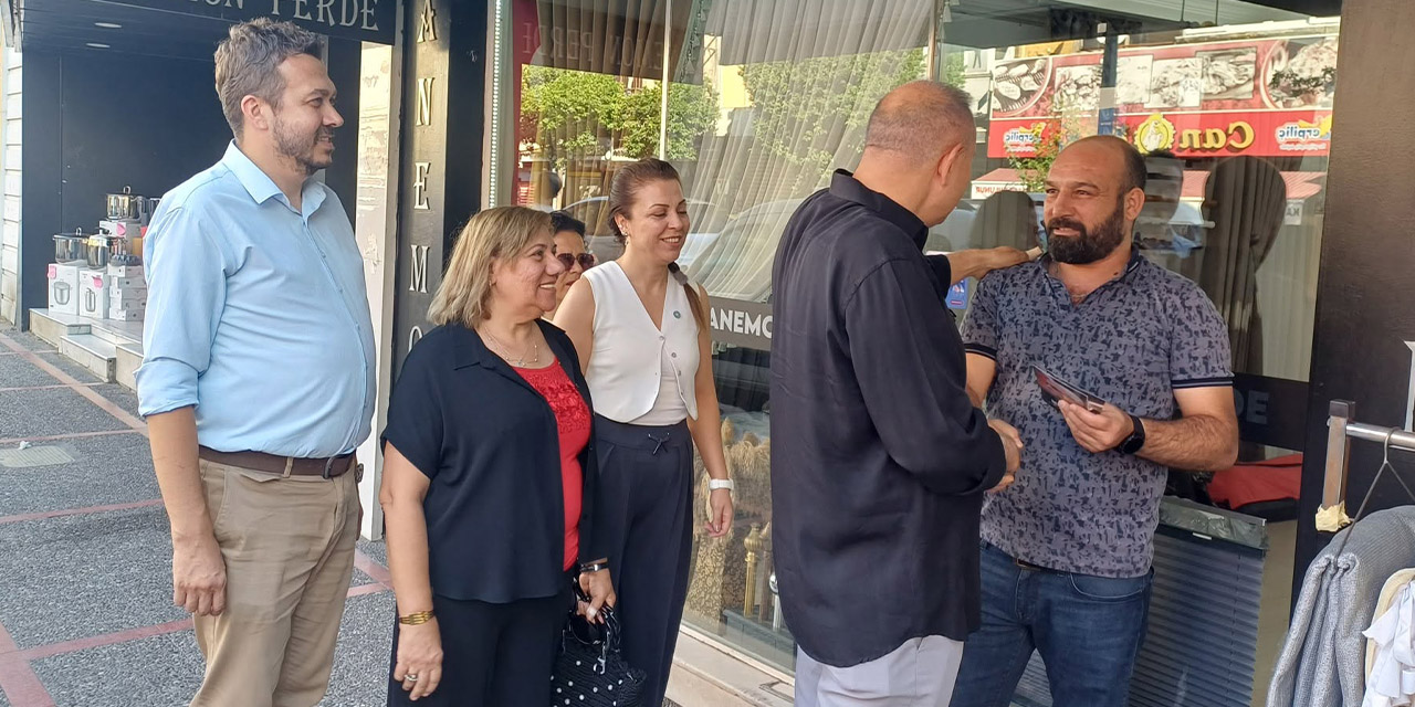 İYİ Parti Aydın teşkilatı Efeler’de esnafın nabzını tuttu