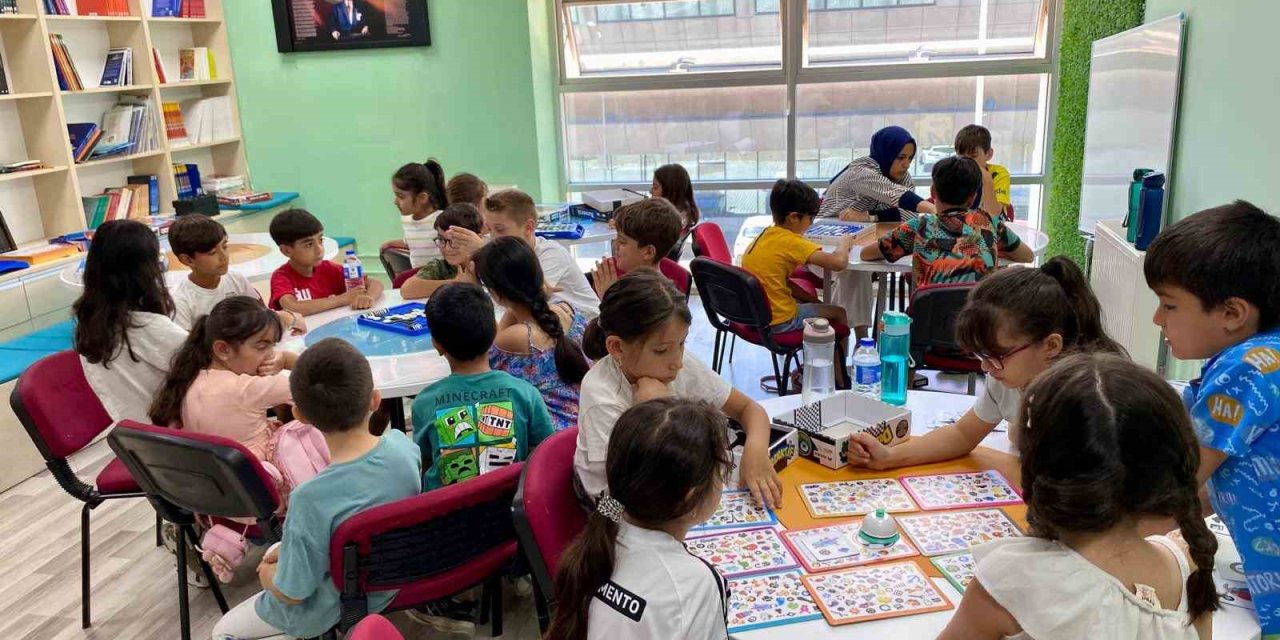 Menteşe’de GSB gençlik yaz kulübü kapılarını çocuklar için açtı