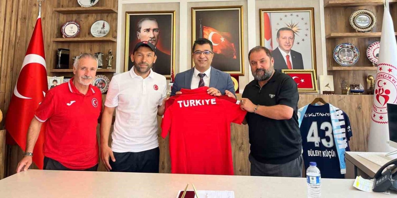 İşitme Engelliler Genç Futsal Milli Takımı Avrupa mesaisi için Kütahya’da