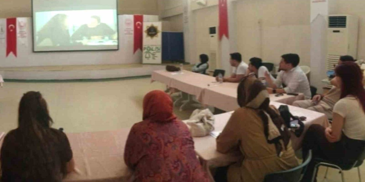 Kütahya’da uyuşturucuyla mücadele kapsamında bilgilendirme faaliyeti