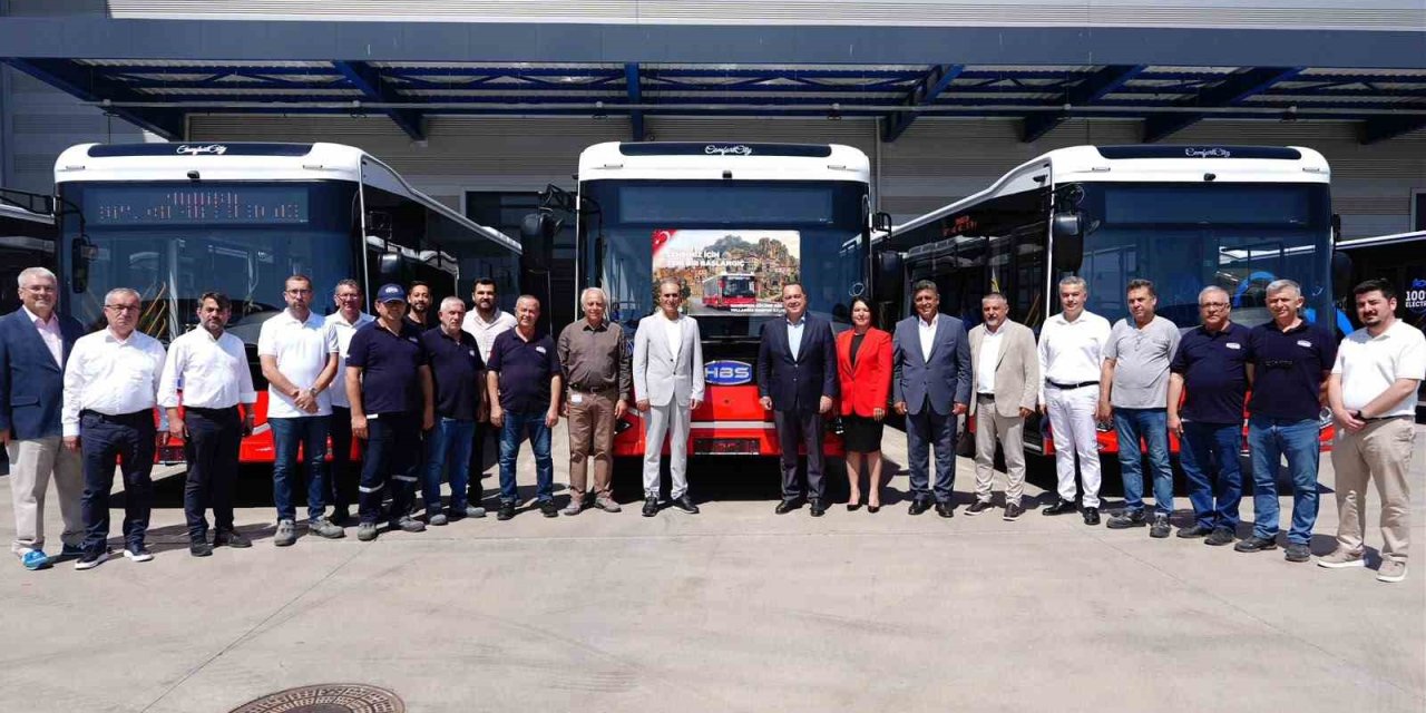 Manisa’nın ulaşım filosuna 15 yeni otobüs
